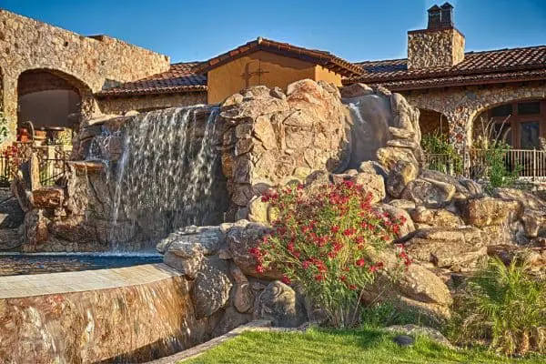 Undoubtedly the Best Scottsdale Pools and Landscape