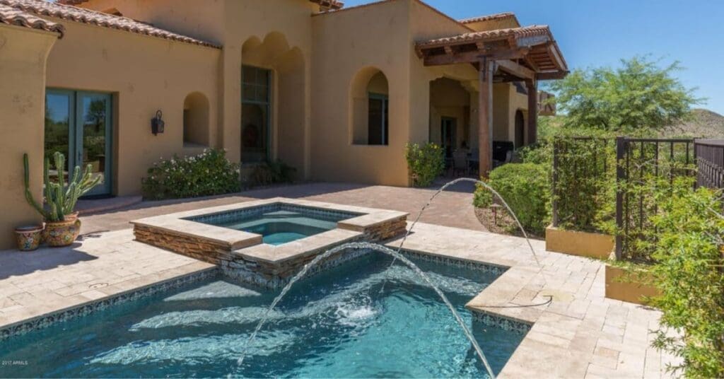 Live in Paradise Valley, AZ? Beat the Heat With Custom Pools