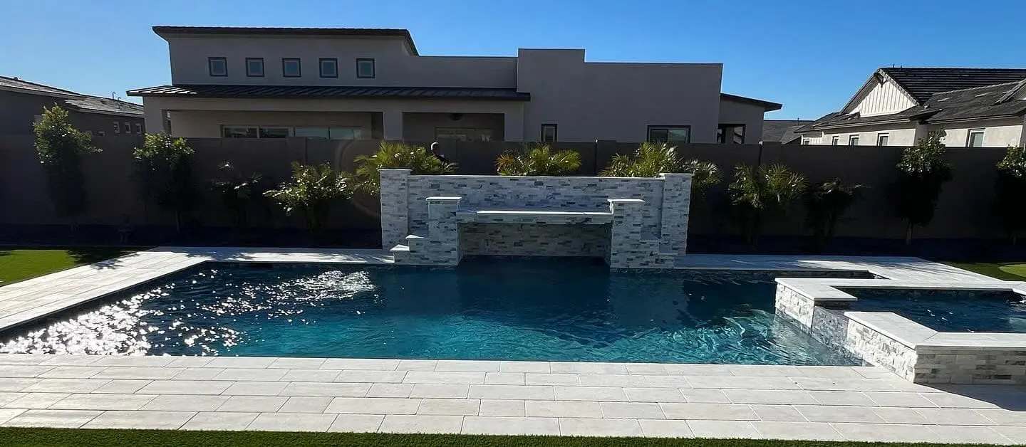 Arizona pool features